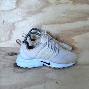 Nike - Air Presto - Running Shoes - Pink - Women's - 7 - 878068-608